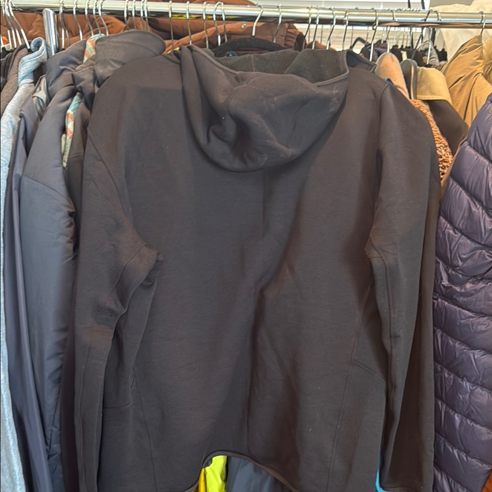 Arc'teryx Black Performance Jacket Technical Desi… - image 3